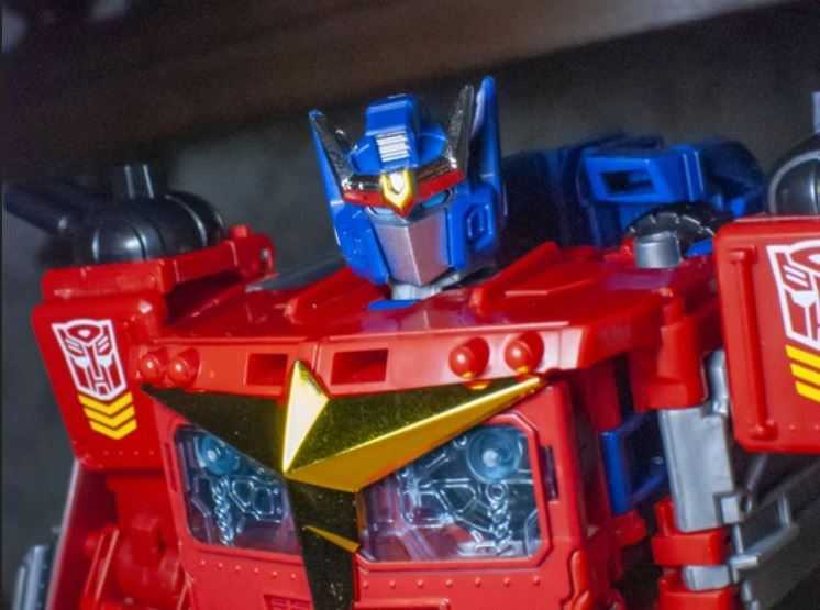 Retro Bot Reviews: Transformers: Generations Selects Star Convoy