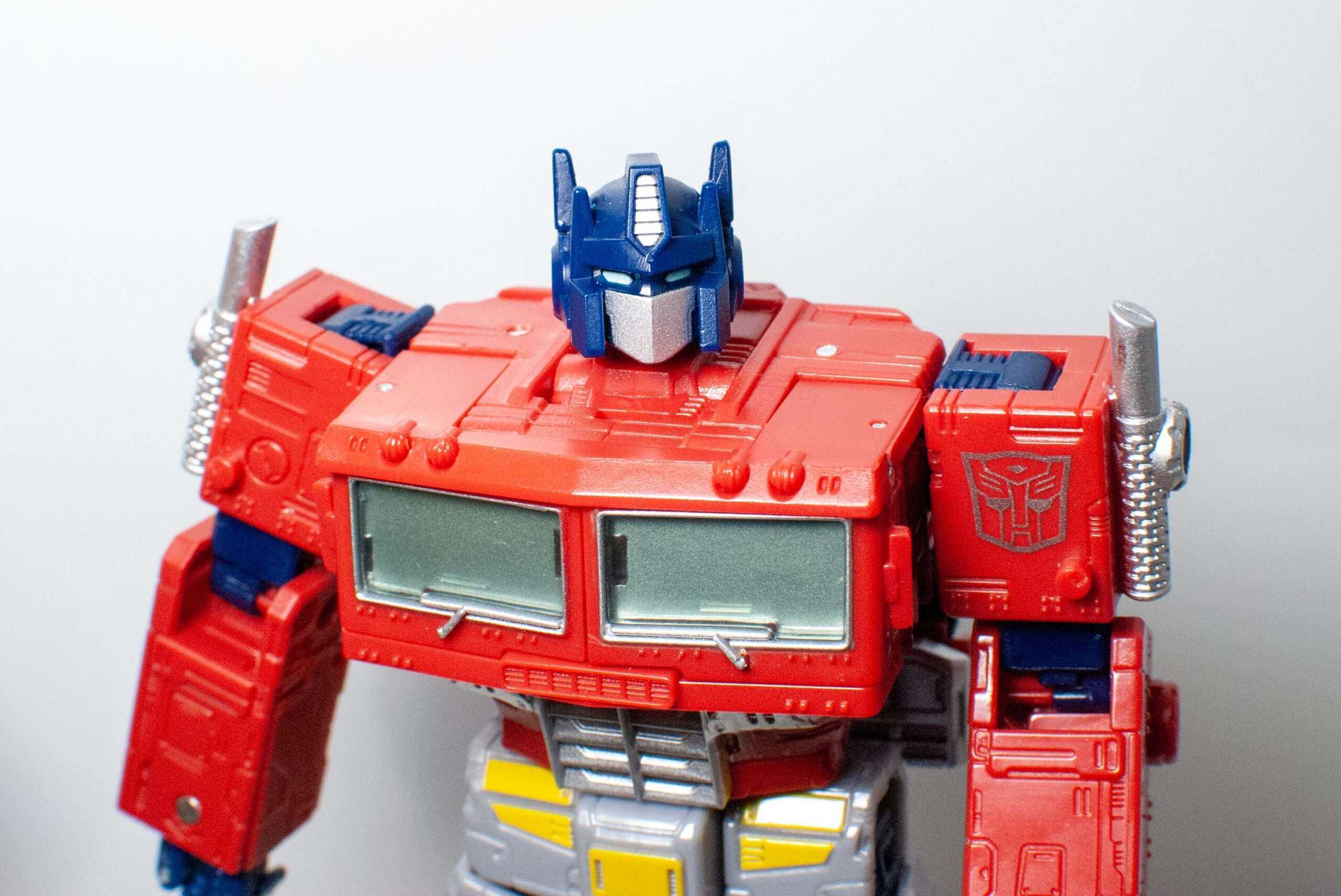 Bot Reviews Special: Building the Perfect Generations Optimus Prime
