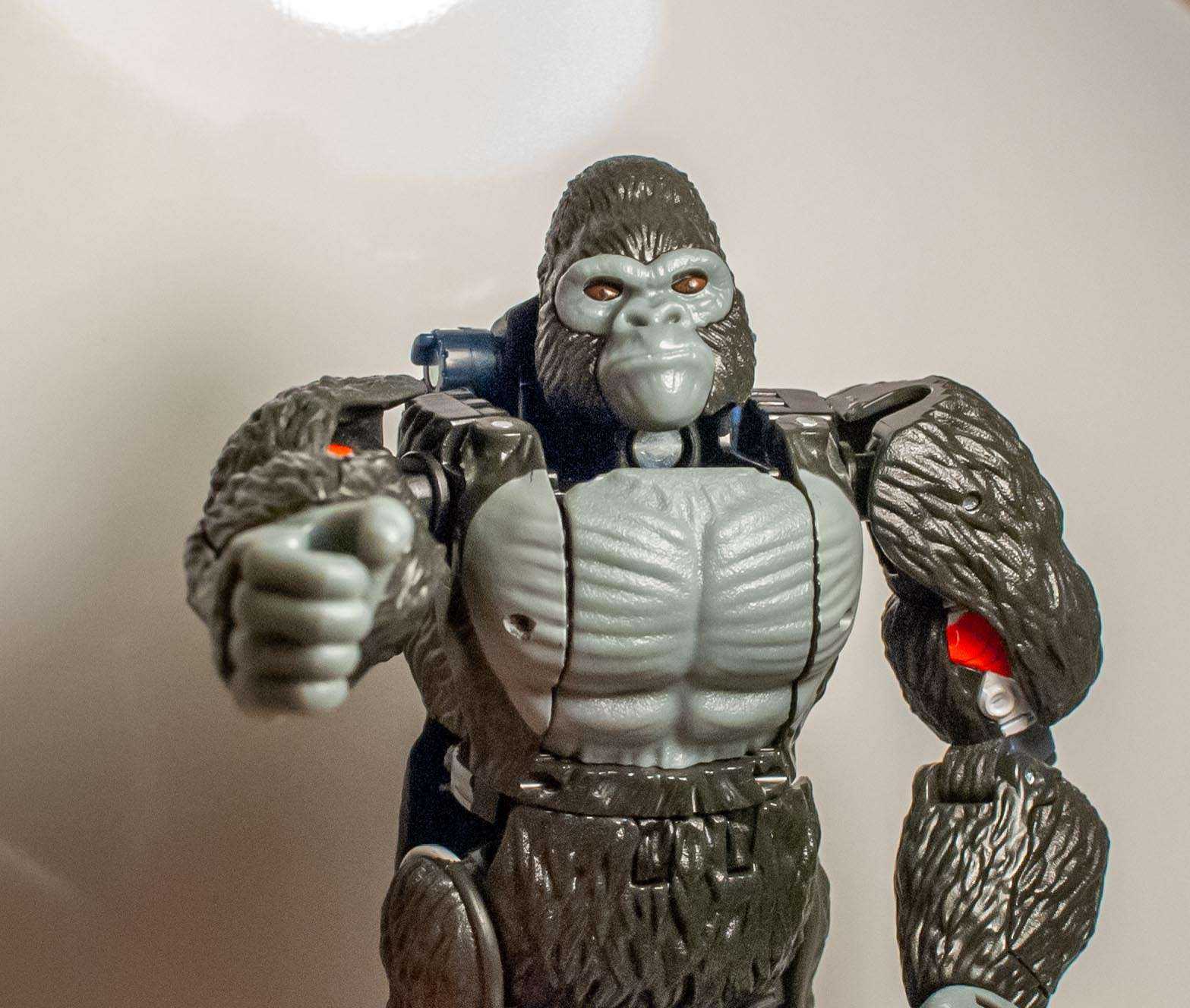 Bot Reviews: Transformers: Kingdom Voyager Optimus Primal