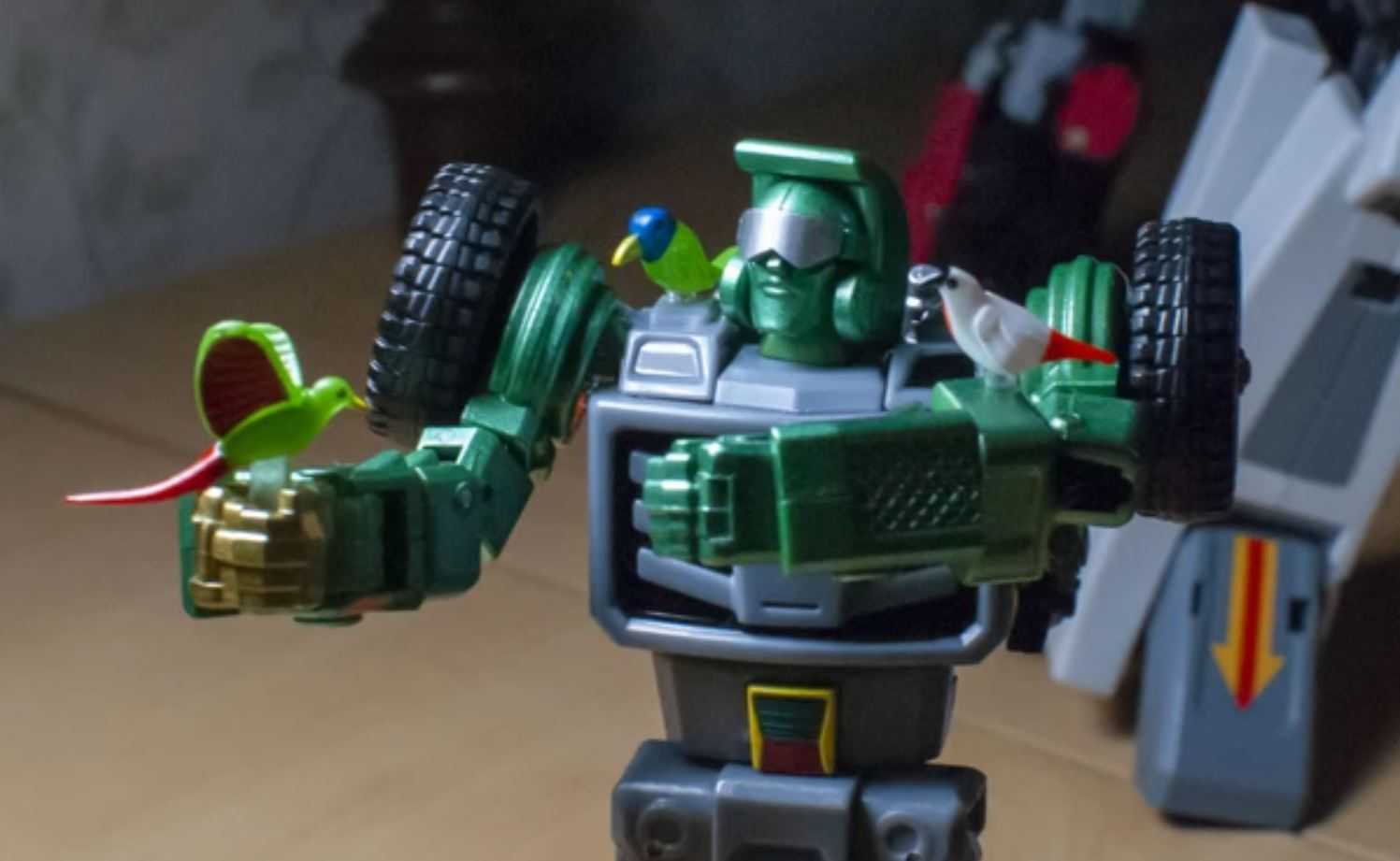 Retro Bot Reviews: X-Transbots G2 Arkose