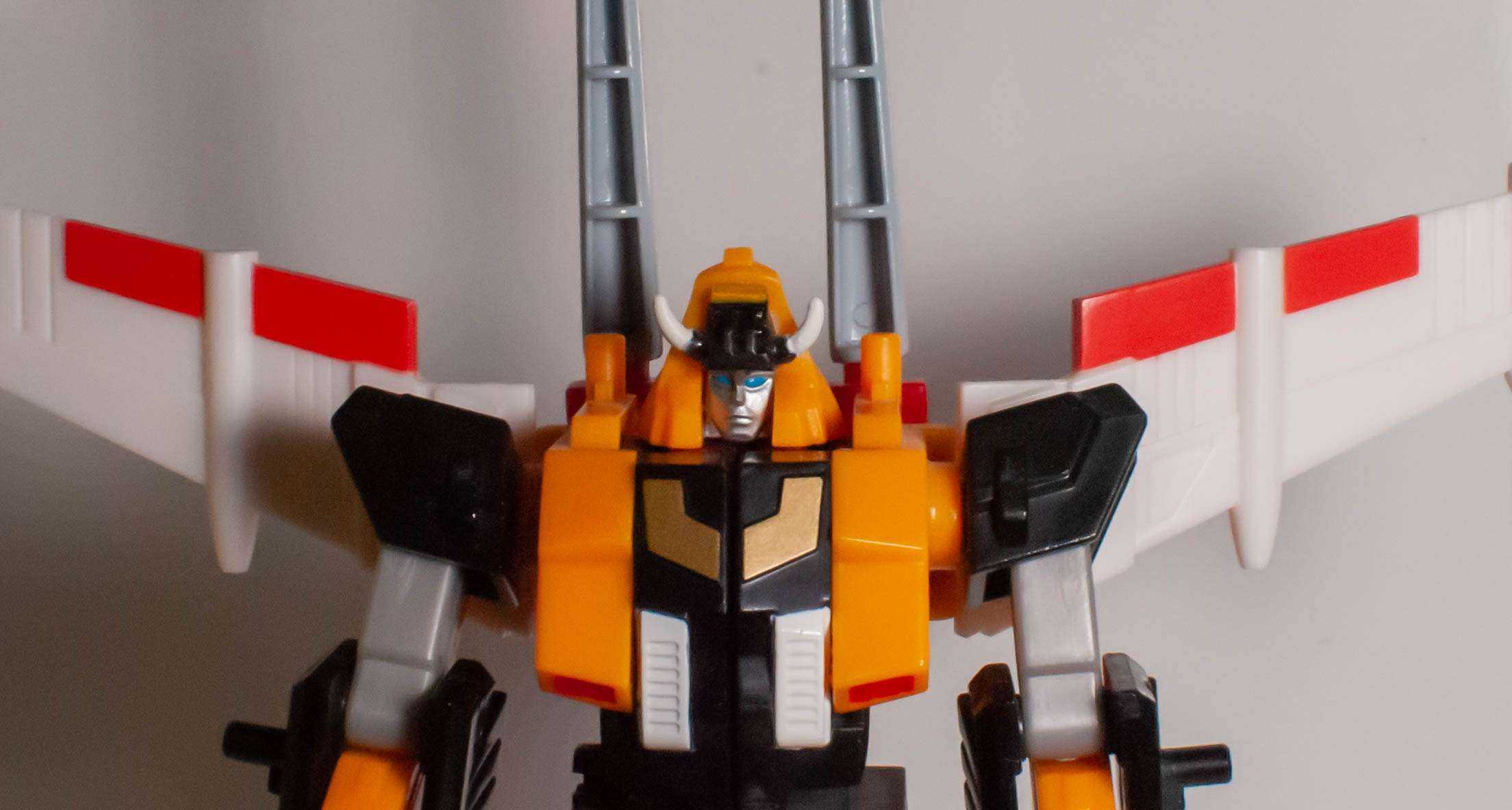 Bot Reviews: Transformers: Robot Masters Victory Leo (and Victory Saber)