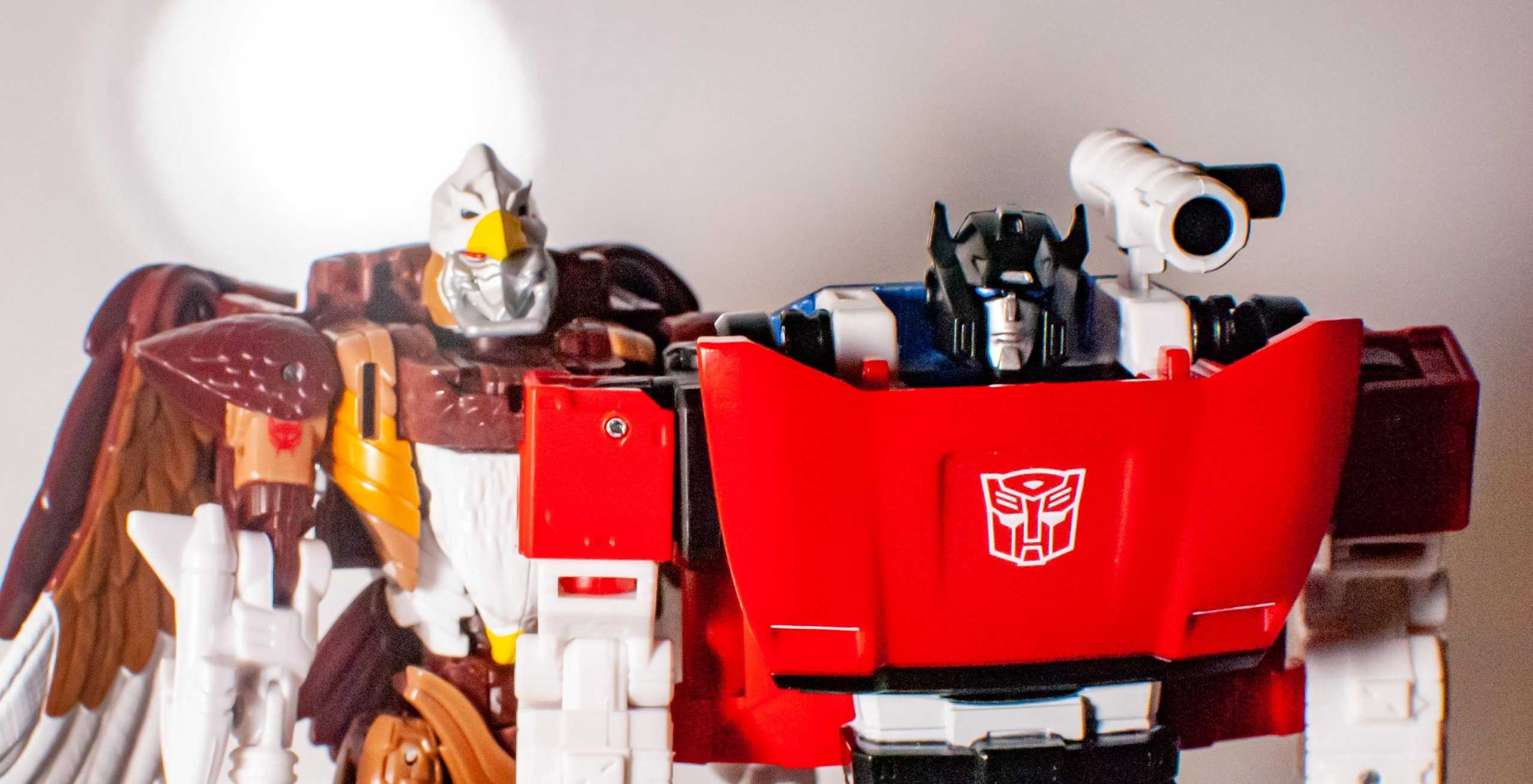 Bot Reviews: Transformers: Kingdom Deluxe Sideswipe/Skywarp Battle Across Time 2-Pack