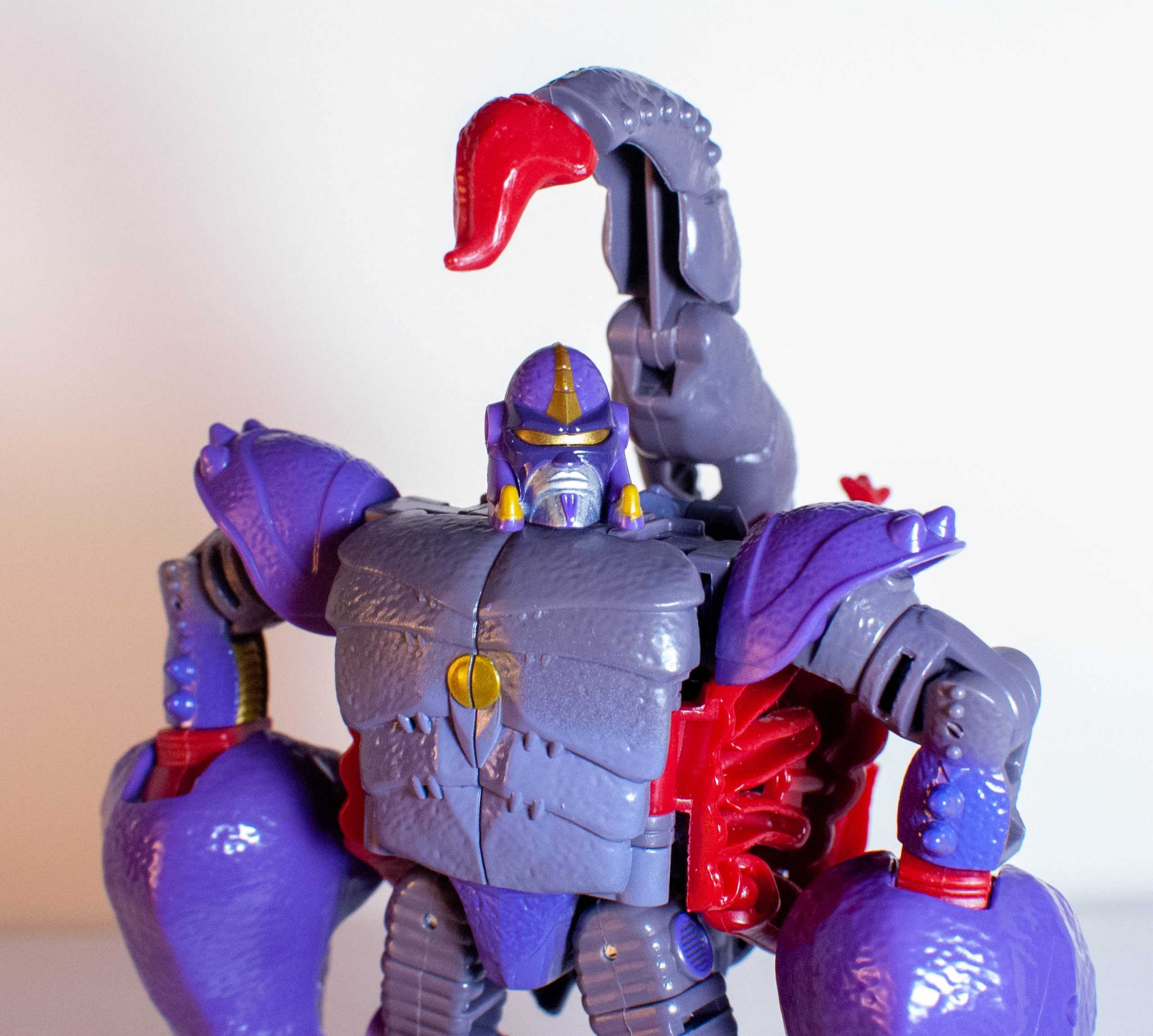 Bot Reviews: Transformers: Kingdom Deluxe Scorponok