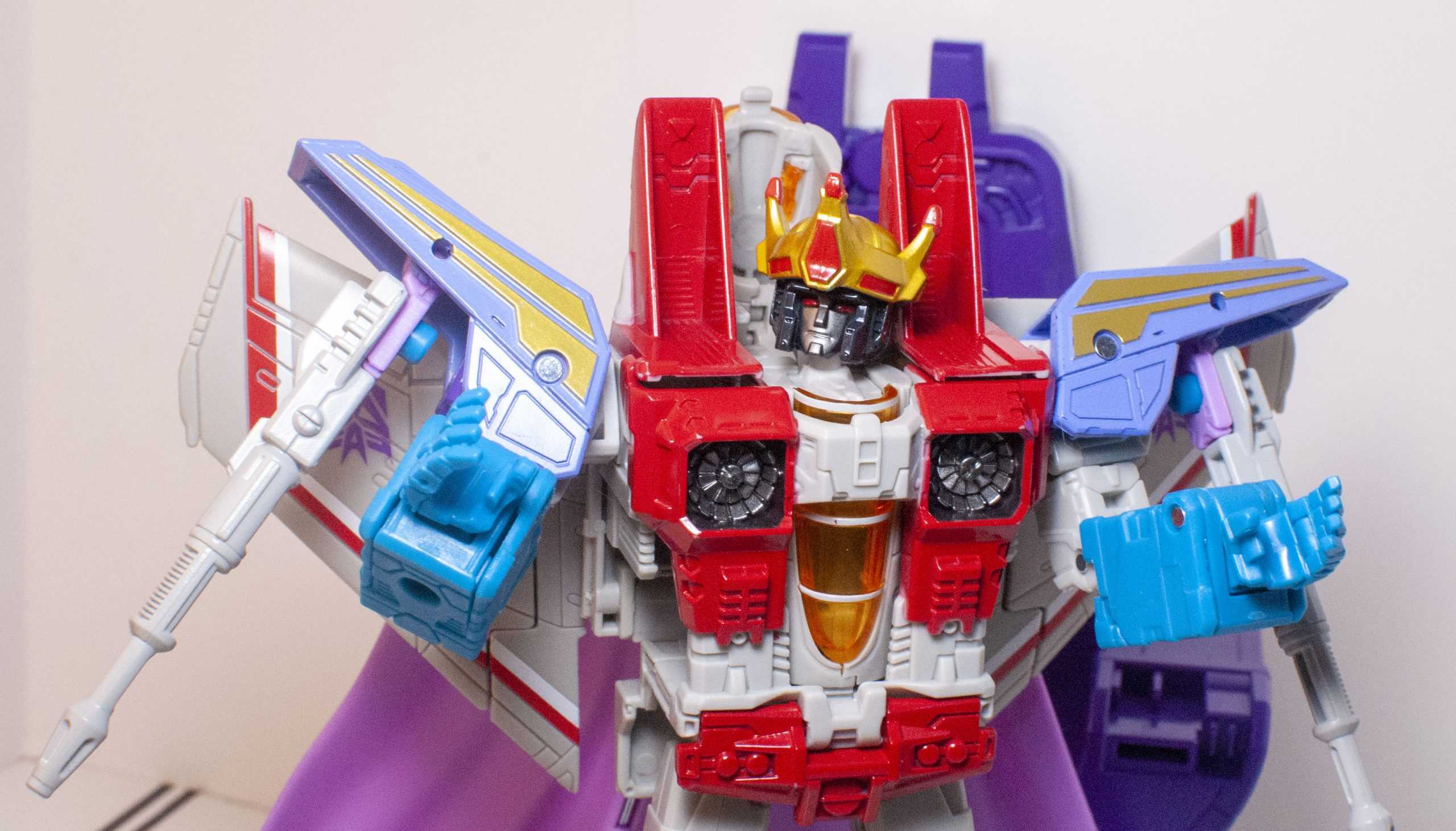 Bot Reviews: Transformers: Studio Series 86 Leader Coronation Starscream