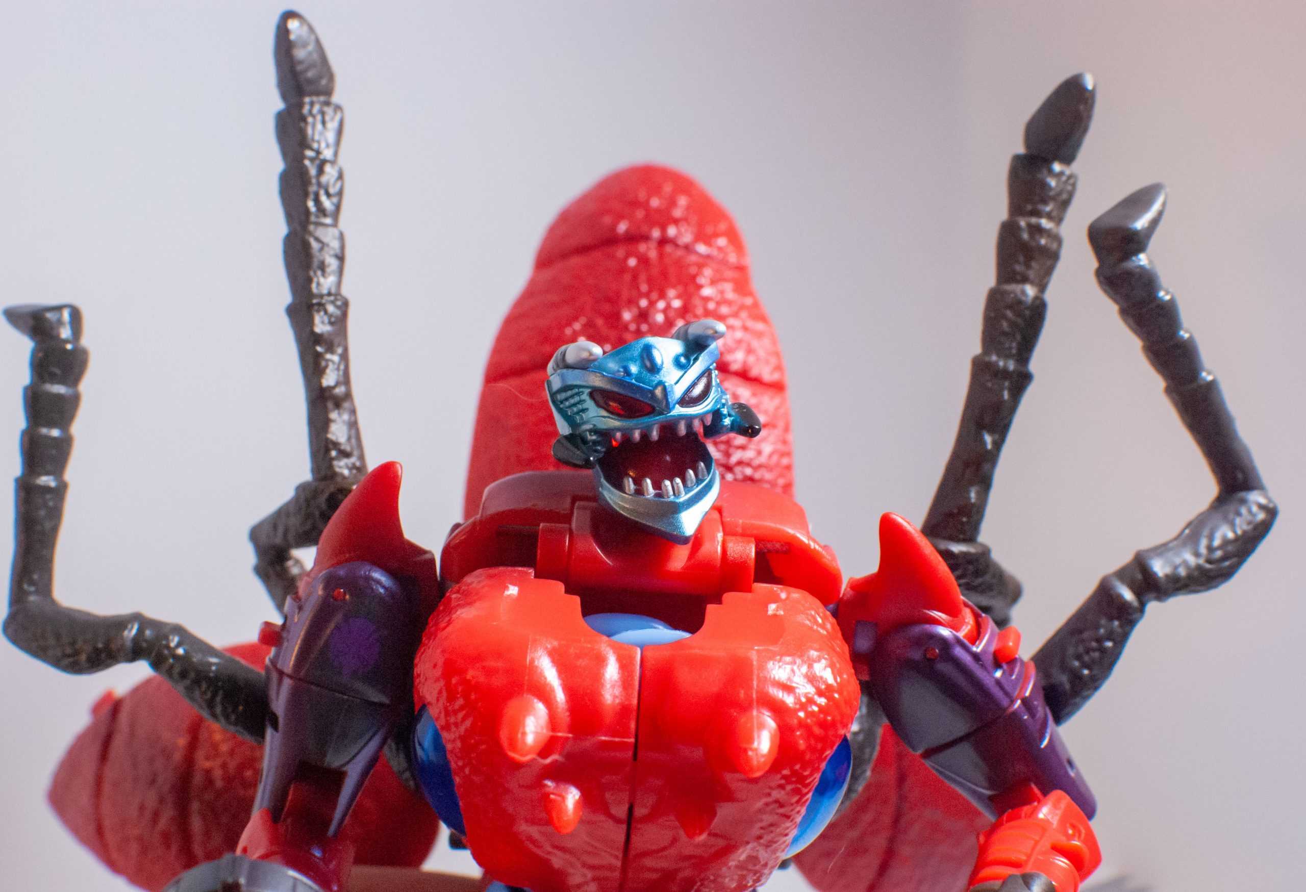 Bot Reviews: Transformers: Legacy Voyager Inferno