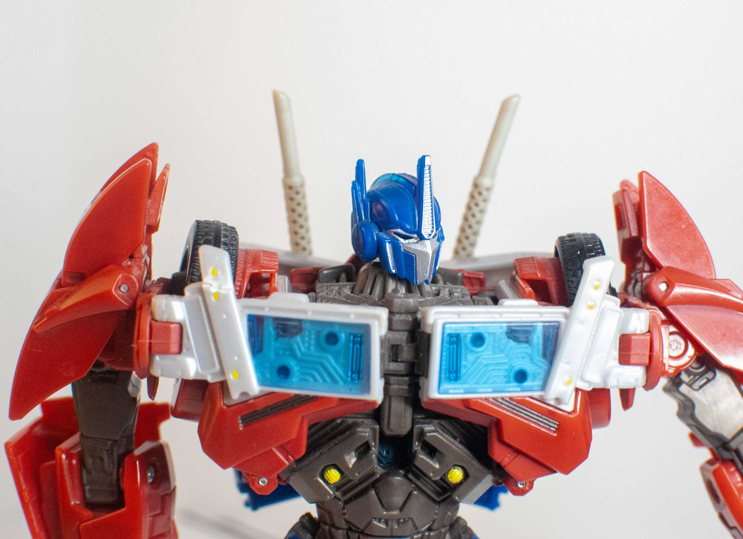 Bot Reviews: Transformers: Prime First Edition Voyager Optimus Prime