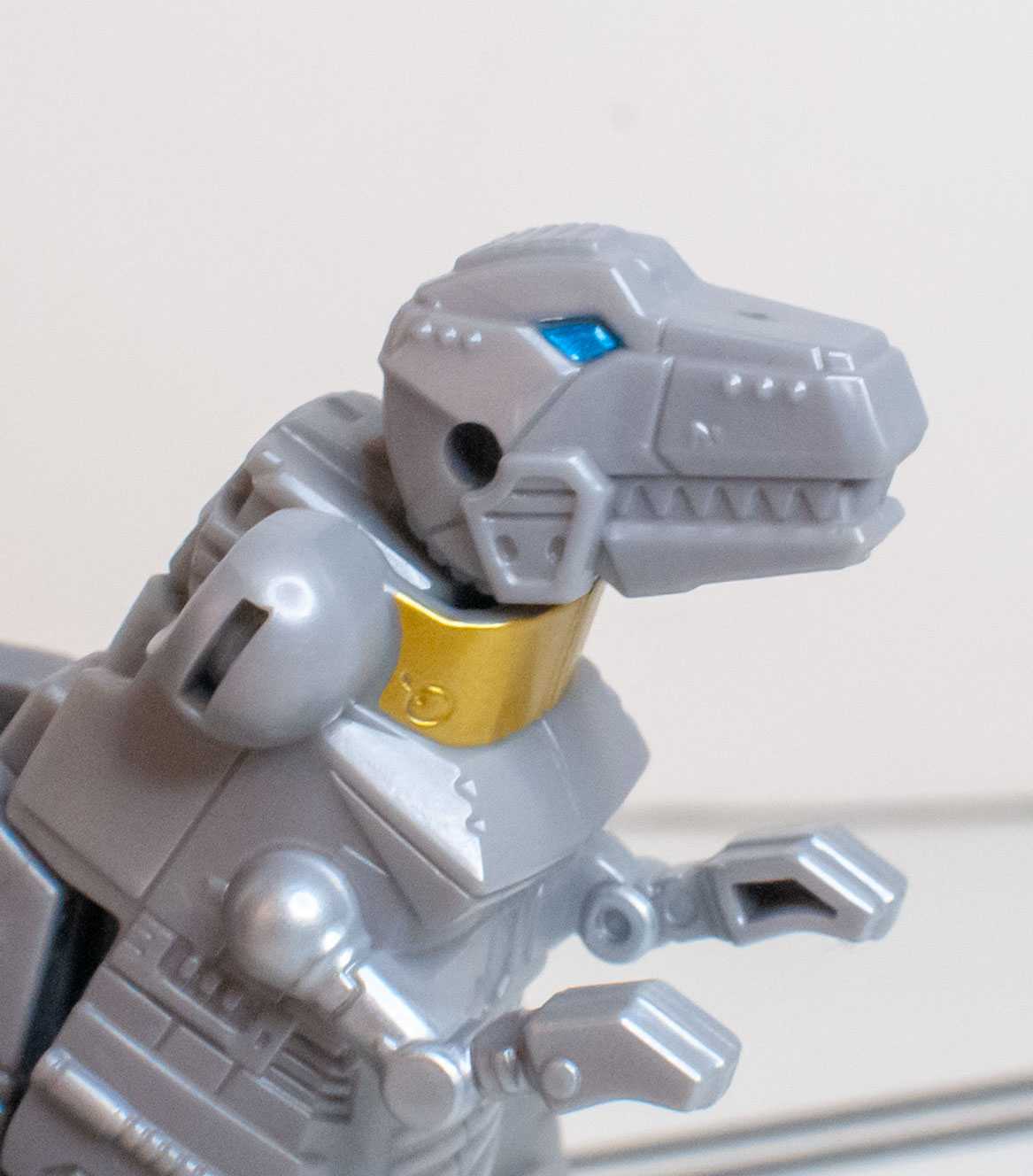 Bot Reviews: Transformers: Legacy Evolution Core Grimlock