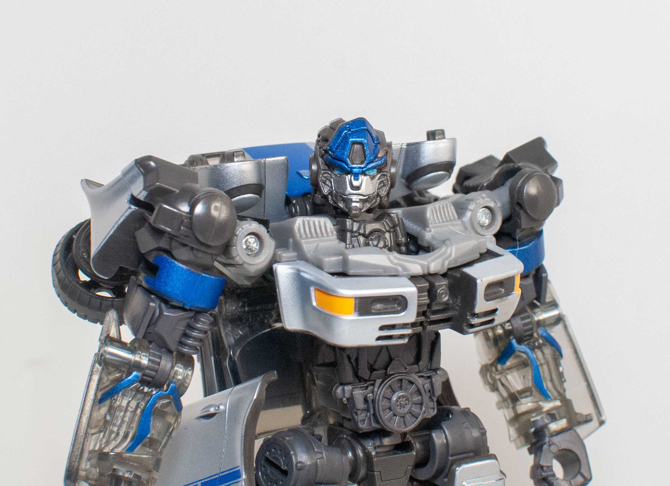 Bot Reviews: Transformers: Studio Series Deluxe Mirage (Rise of the Beasts)