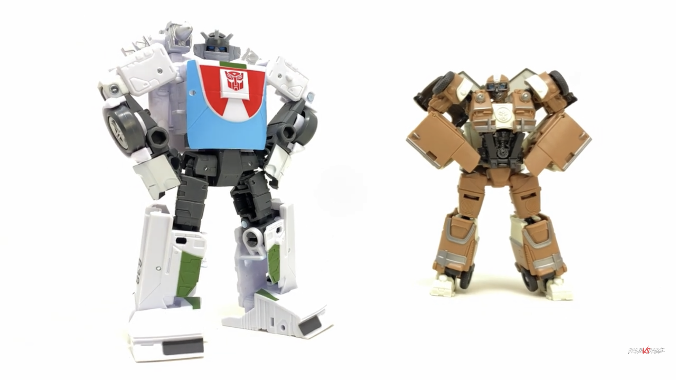 First Look at Wheeljack from Autobot 5 Pack