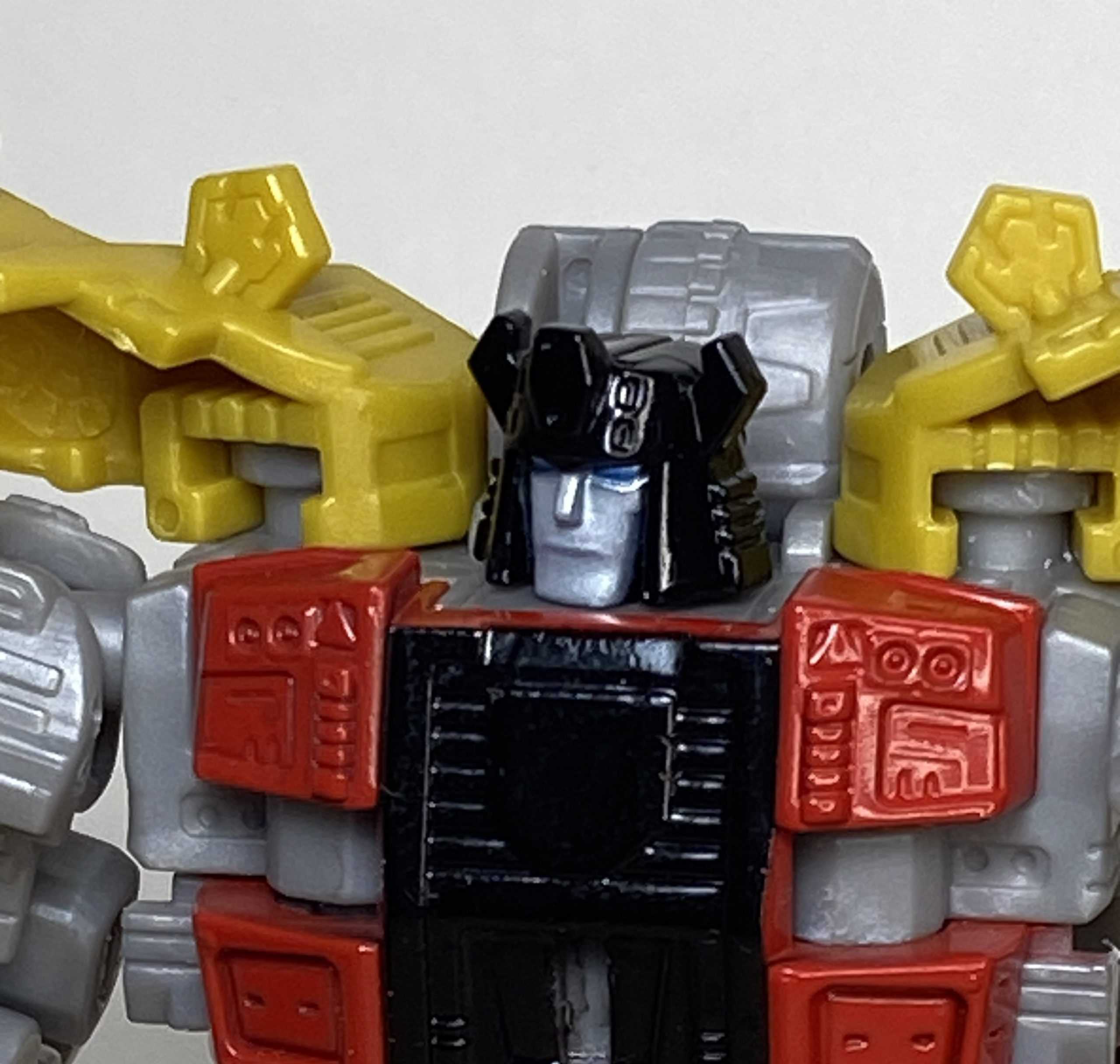 Bot Reviews: Transformers: Legacy Evolution Core Snarl