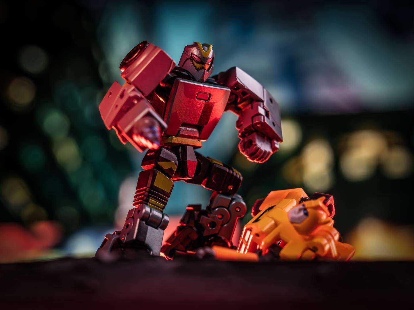 Newage H60B Nightcrawler (Legends Shattered Glass Windcharger) & H60W Mimic (Legends Animated Wasp)
