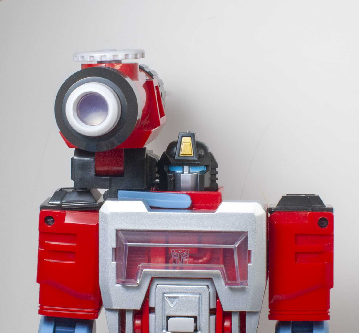 Bot Reviews: Transformers: Retro Perceptor