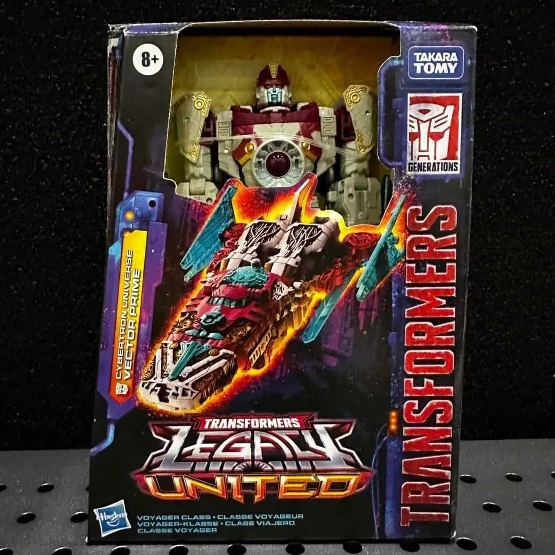 Transformers Legacy United Voyager Vector Prime In-package Images