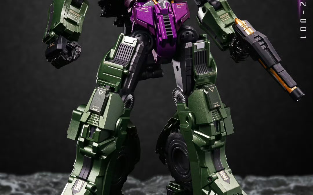 Dreamstar Toys DST02-001 Forklift Warrior (G1 Scrapper) Color Prototype