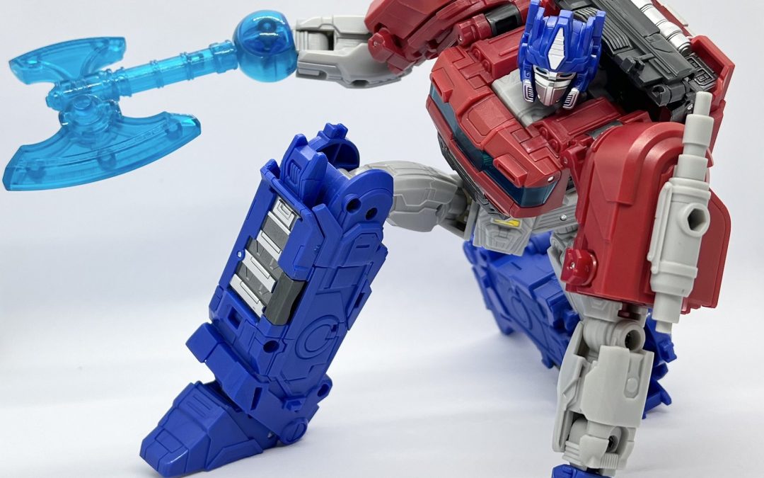 Takara Tomy Transformers One Brave Commander Optimus Prime In-Hand Images