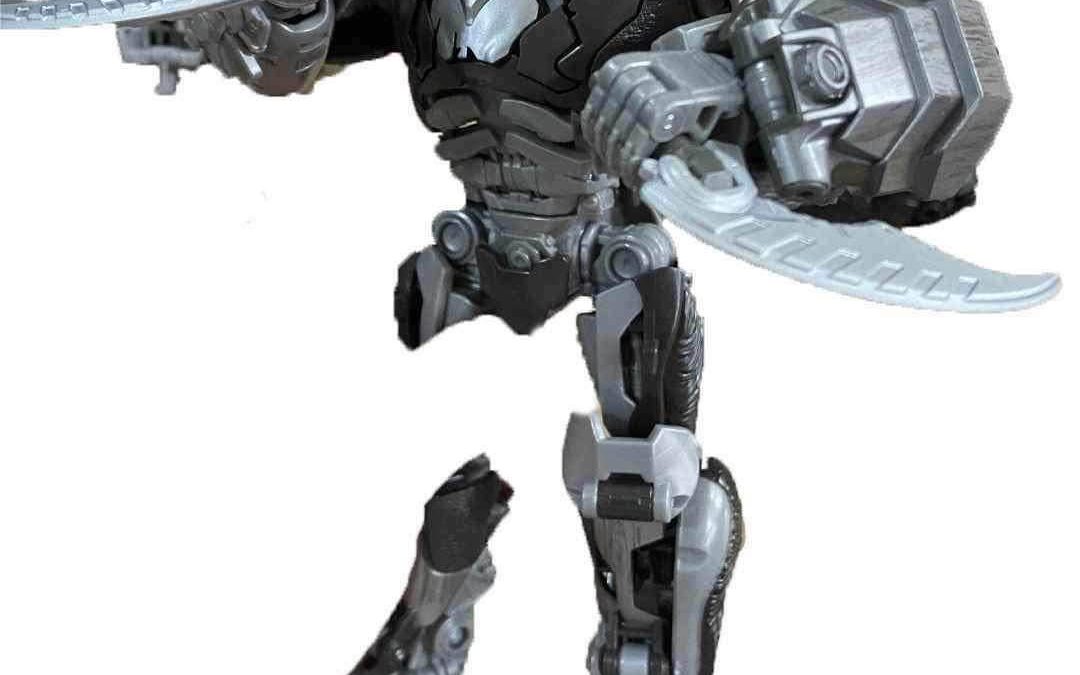 Studio Series ROTB Leader Apelinq Possible First Look