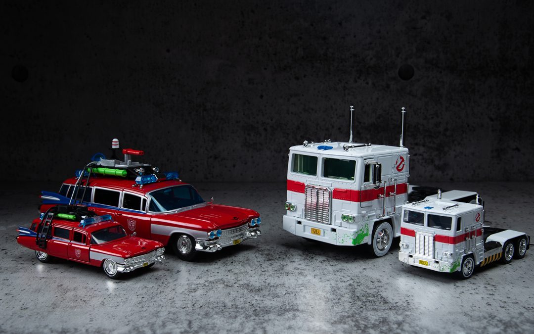 Jada Toys Hollywood Rides 1:32 G1 Optimus Prime with Ghostbusters Ecto-1 graphics &  Ecto-1 with Optimus Prime G1 graphics Official Images