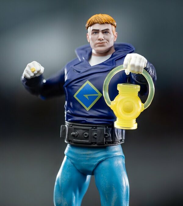 DC McFarlane Collector Edition Wave 9 Guy Gardner Platinum Edition Figure In-Hand Images