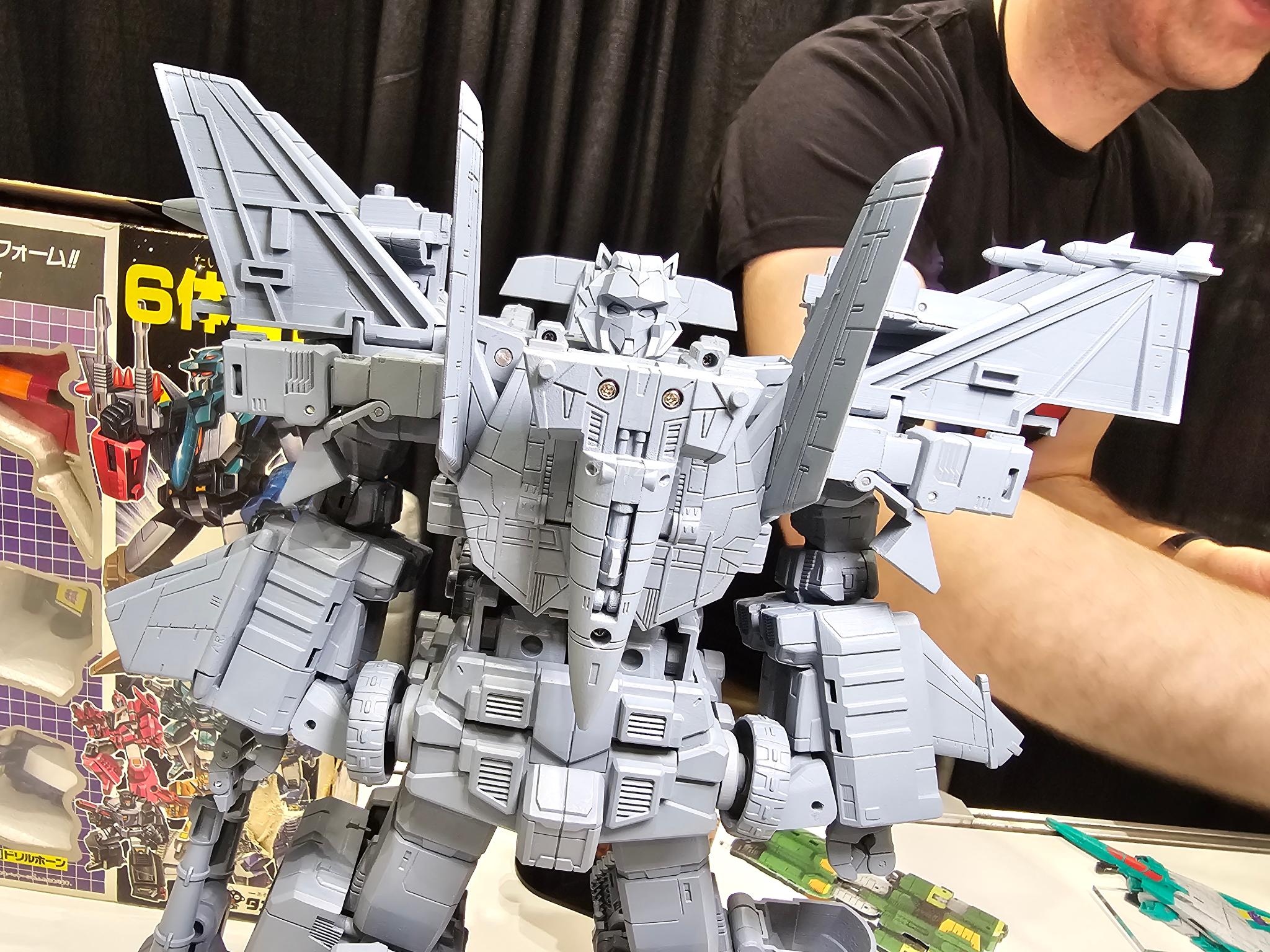 Megacon 2025 Day 2 – Haslab Liokaiser Prototype & Crowfunding Campaign ...