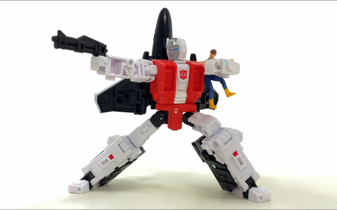 Transformers Age Of The Primes Deluxe Air Raid In-Hand Images