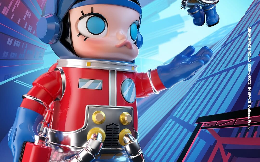 Pop Mart Mega Space Molly Optimus Prime Images