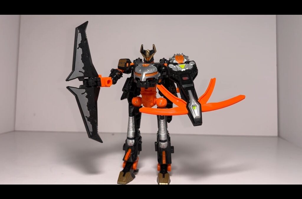 Transformers Age Of The Primes Deluxe Sideways & Excellion In-Hnad Images