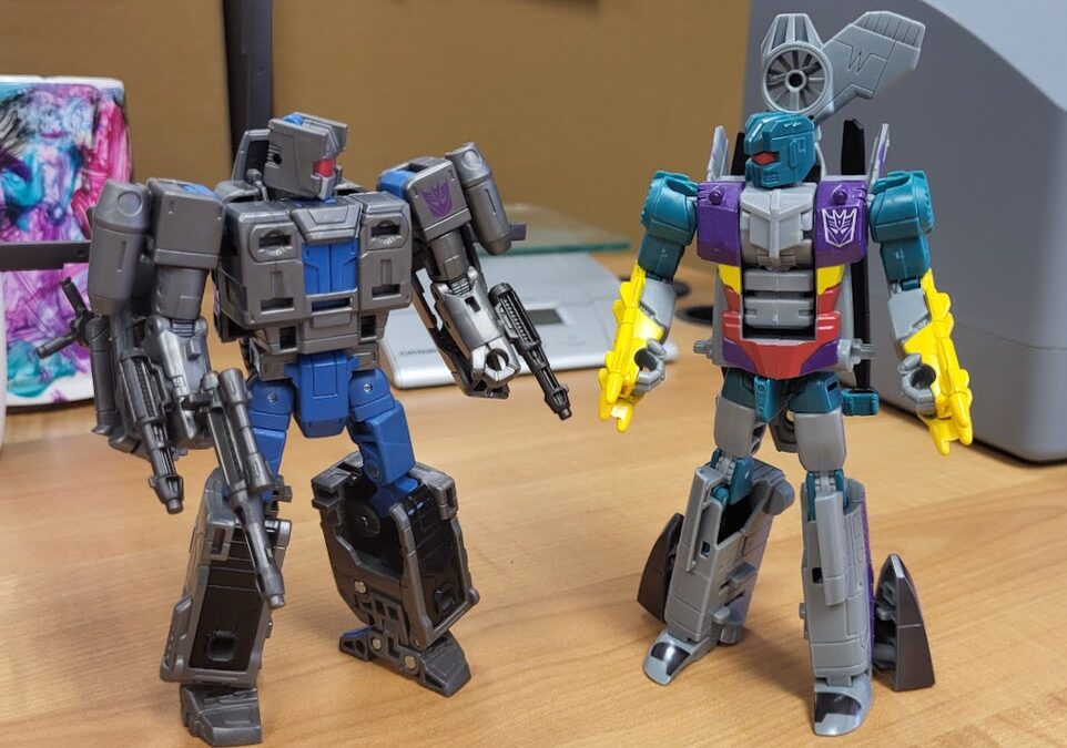 Transformers Age Of The Primes Deluxe Vortex Additional In-Hand Images