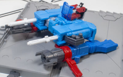 Bot Reviews: Transformers: Haslab Omega Prime, Part 1: Cerebros and Bluebolts