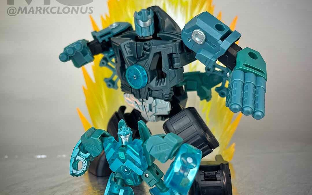 Age Of The Primes Deluxe Micronus Prime Behind The Scenes