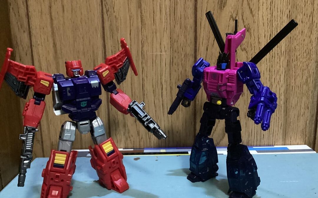 Transformers Age Of The Primes Wreck N’ Doom Collection Spinister & Topspin 2-pack In-Hand Images