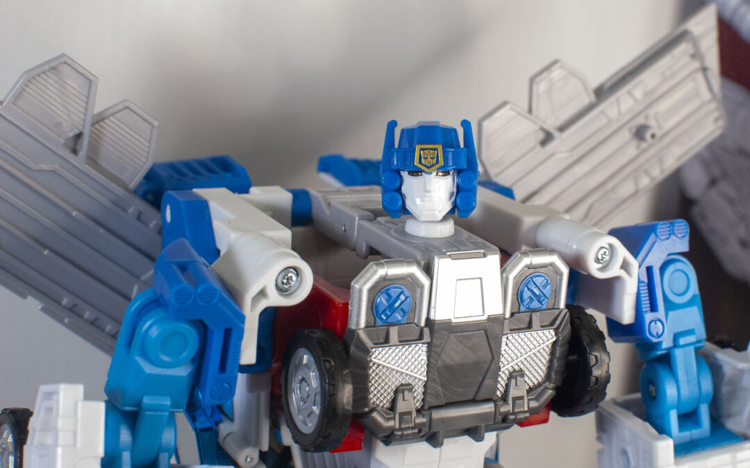 Bot Reviews: Transformers: Haslab Omega Prime, Part 2: Ultra Magnus