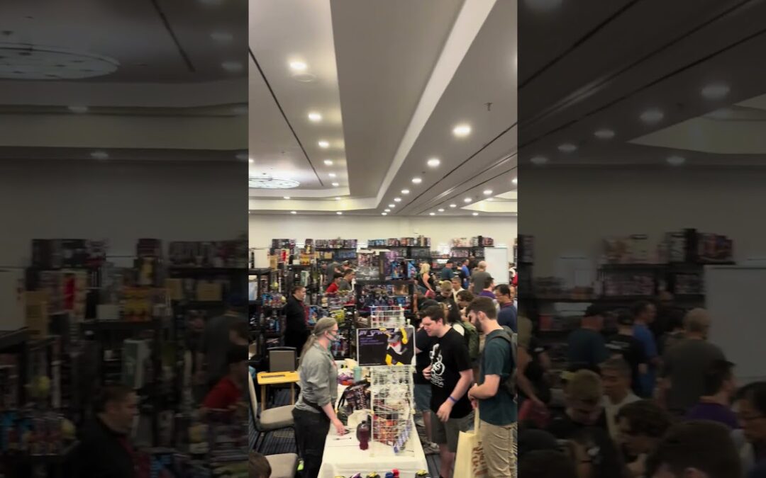 TFCON Toronto 2025!!!!! Live-stream at 12pm Eastern ☺️ #transformers #tfcontoronto #tfcon #fyp