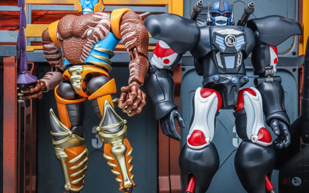 Yolopark AMK Transformers Beast Wars Optimus Primal & Dinobot In-Hand Images