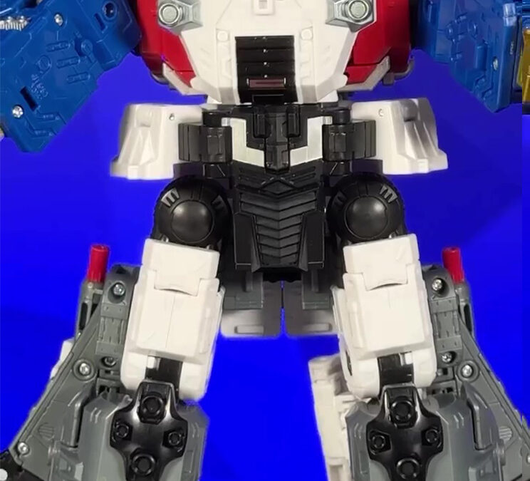 Commander Armada Optimus Prime & Jetfire Official Combination Video