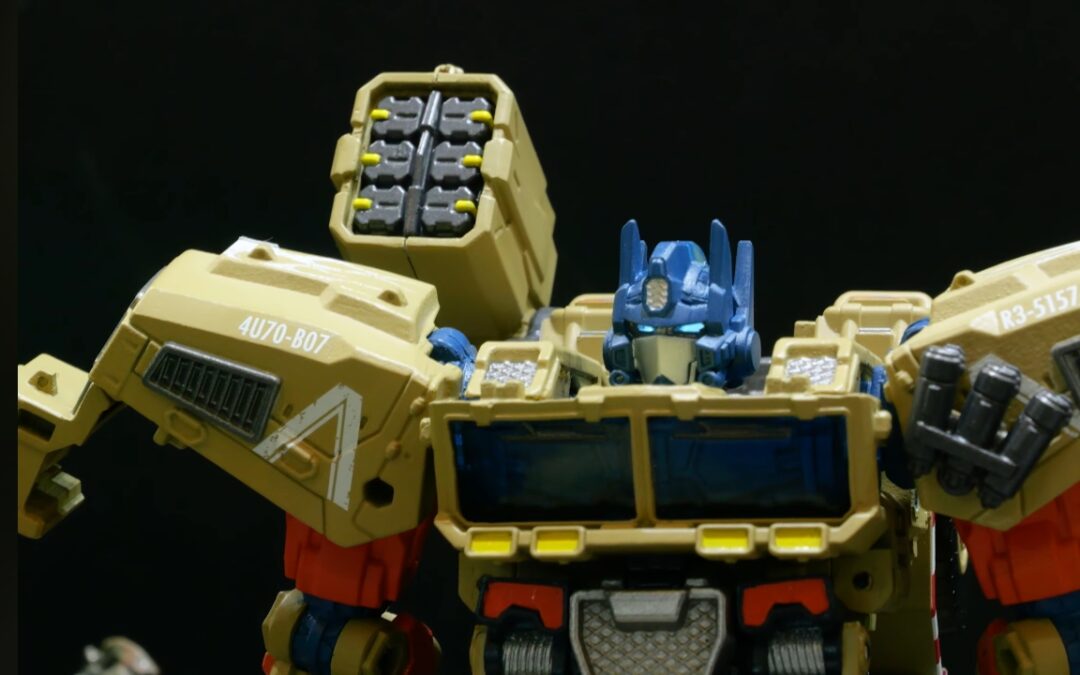 Transformers Overgear Optimus Prime Sample handling & Introduction Video