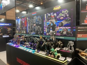 First look at NL BWII Galvatron and Gigastorm, ML Ratchet, MPG Blaster and Tapes and Much More