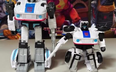 SDCC Exclusive Cereal Box Autobot Jazz Official In-Hand Images