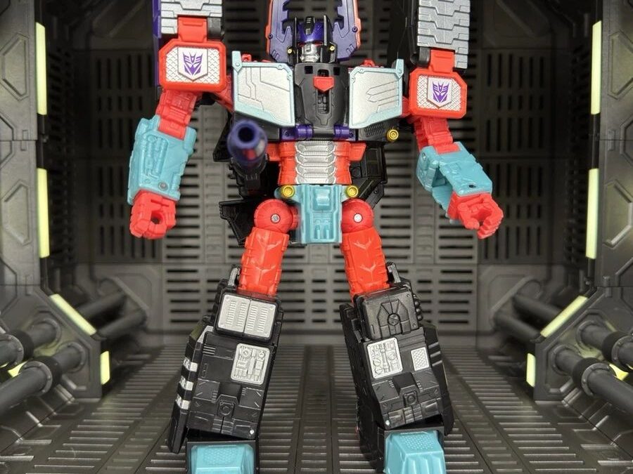Transformers Age Of The Primes Leader Class Megazarak In-Hand Images