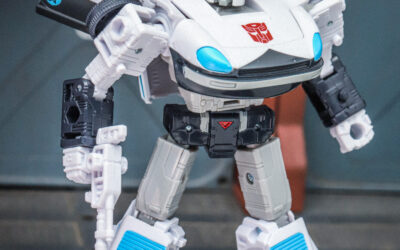 Transformers Studio Series More Than Meets The Eye Collection Prowl In-Hand Images