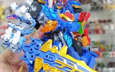 Transformers Wild King W Rexblade In-Hand Transformation Videos