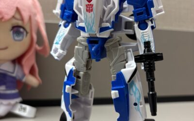 Transformers Authentics Prime Changers Mirage In-Hand Images