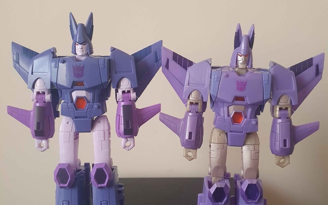 Transformers Studio Series Wave 32 Voyager Cyclonus First In-Hand Images