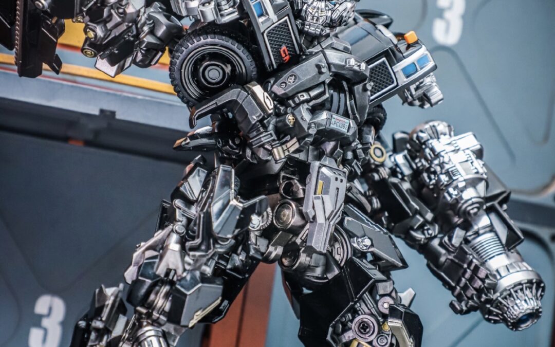 Yolopark AMK PRO Transformers 2007 Ironhide In-Hand Images