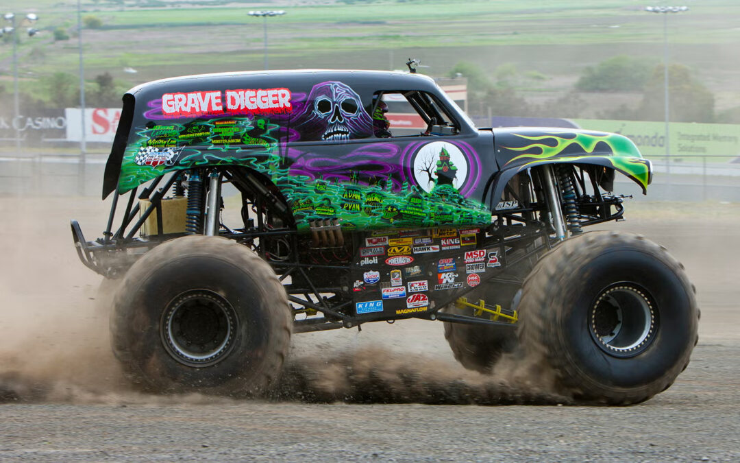 Monster Jam Collab Grave Digger/Grim Description