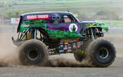Monster Jam Collab Grave Digger/Grim Description