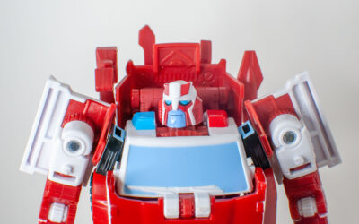 Bot Reviews: Transformers: Age of the Primes Deluxe Ratchet