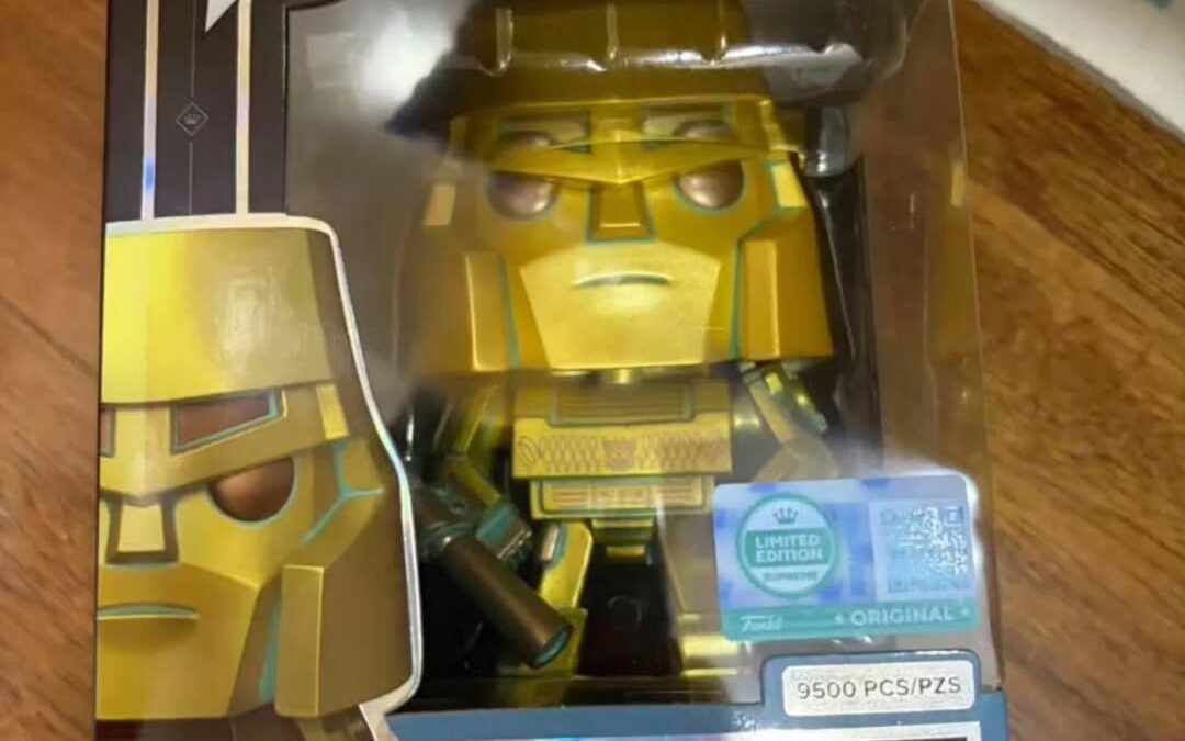 Funko Pop Transformers G1 Megatron Gold Chrome First Look