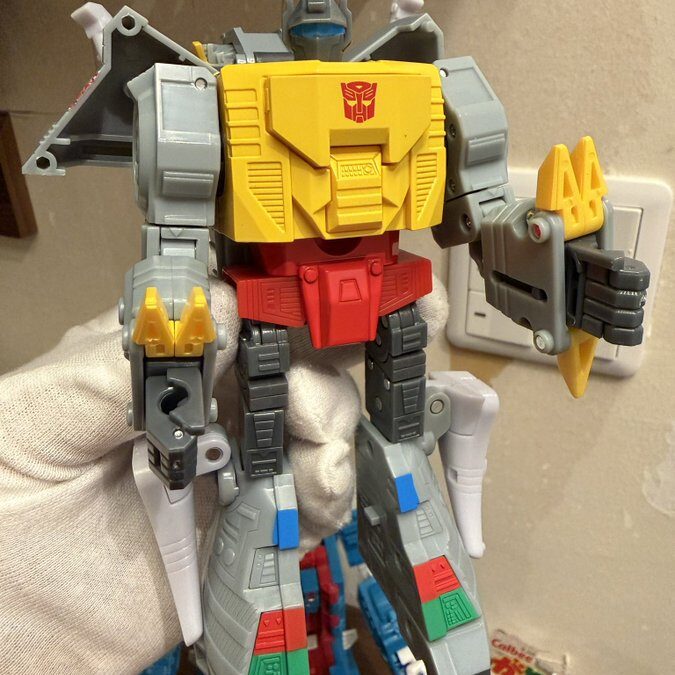 Missing Link C-13 Grimlock In Hand Images
