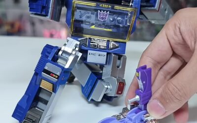 Takara Tomy Transformers Missing Link D-01 Soundwave Transformation Video