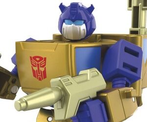 Studio Series Heads to Devastation With Deluxe Class Autobot Goldfire
